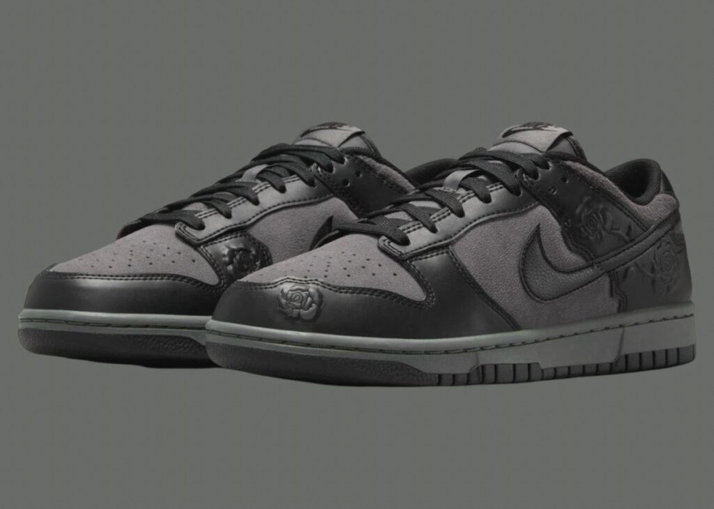 Nike Dunk Low Black Roses