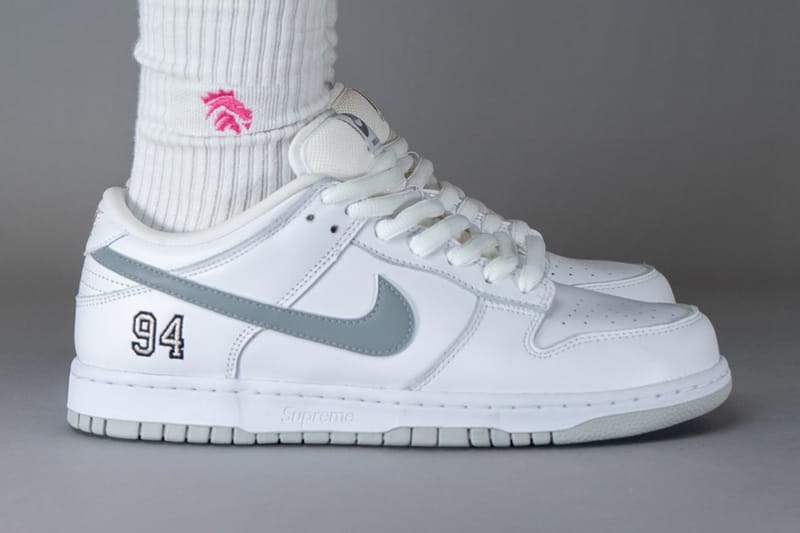 Sneaker Tip Supreme x Nike SB Dunk Low "White" Supreme x Nike SB Dunk Low "White"