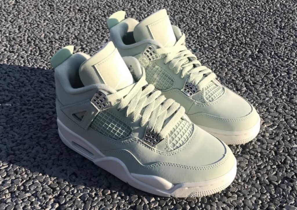 Sneaker Tip Air Jordan 4 WMNS 'Seafoam' Air Jordan 4 WMNS 'Seafoam'
