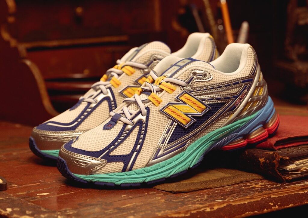 Sneaker Tip DTLR x New Balance 1906R “Moon Sign” DTLR x New Balance 1906R “Moon Sign”