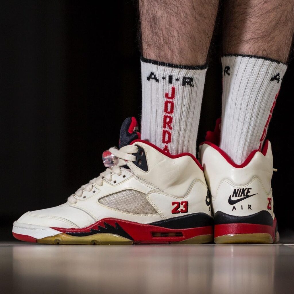 Air Jordan 5 Fire Red “Black Tongue”