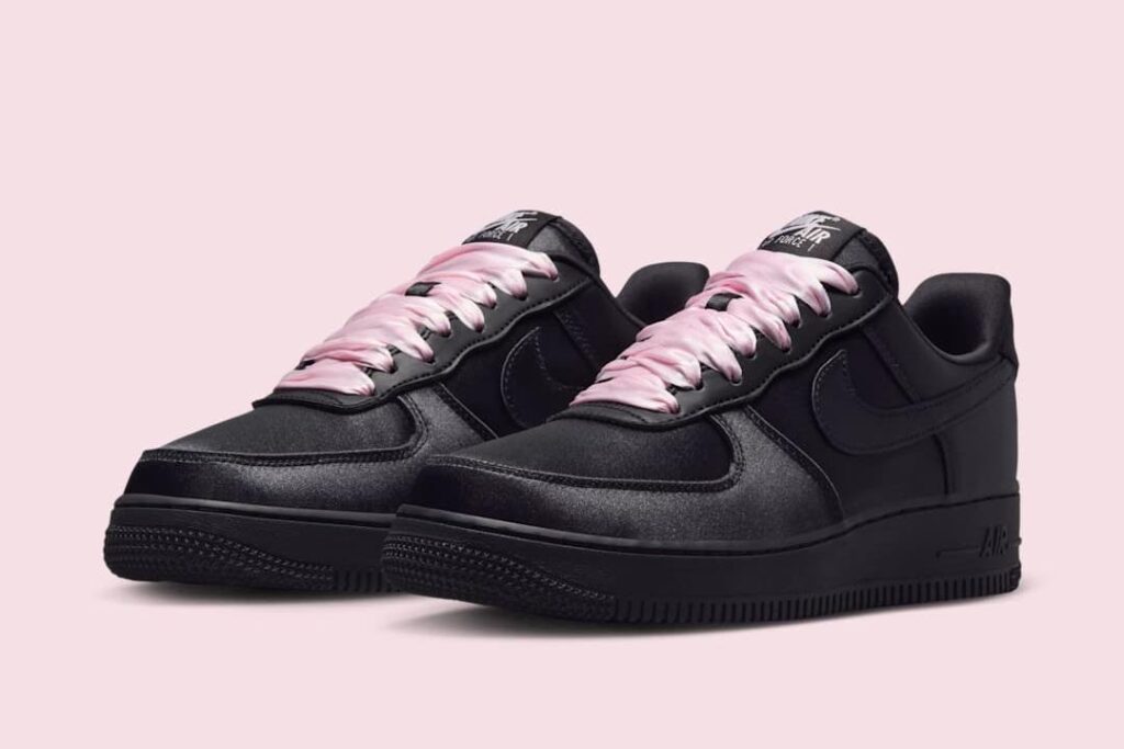 Sneaker Tip Nike Air Force 1 Low WMNS "Black Satin" Nike Air Force 1 Low WMNS "Black Satin"