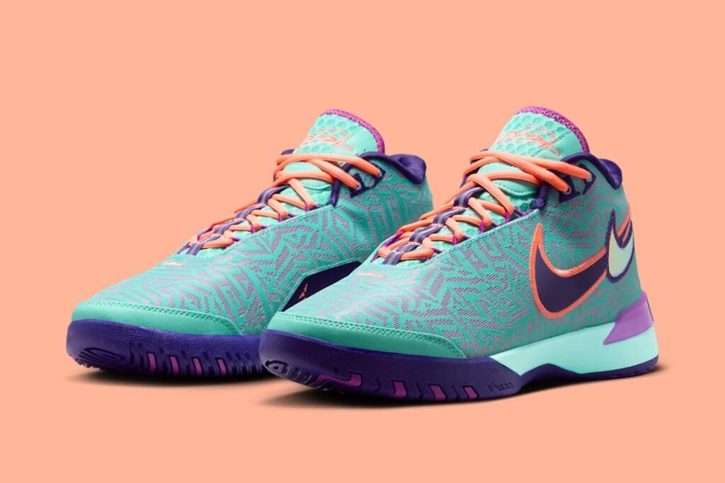 Nike Zoom LeBron NXXT Genisus "Hyper Turquoise"