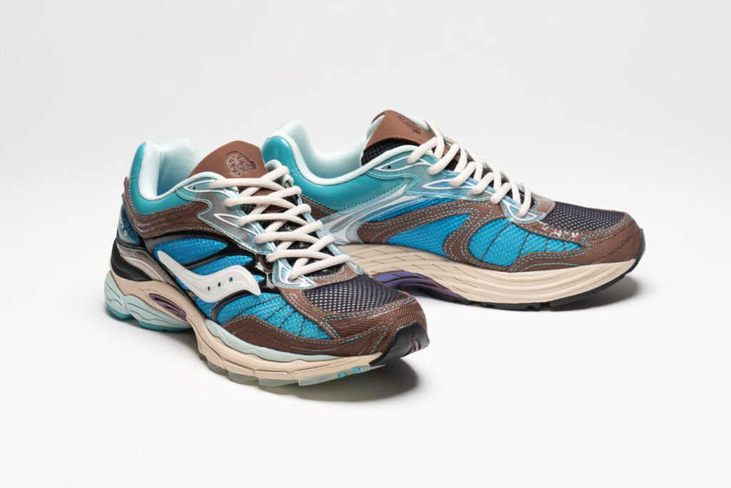 Sneaker Tip Footpatrol x Saucony ProGrid Omni 9 "Blue/Brown" Footpatrol x Saucony ProGrid Omni 9 "Blue/Brown"