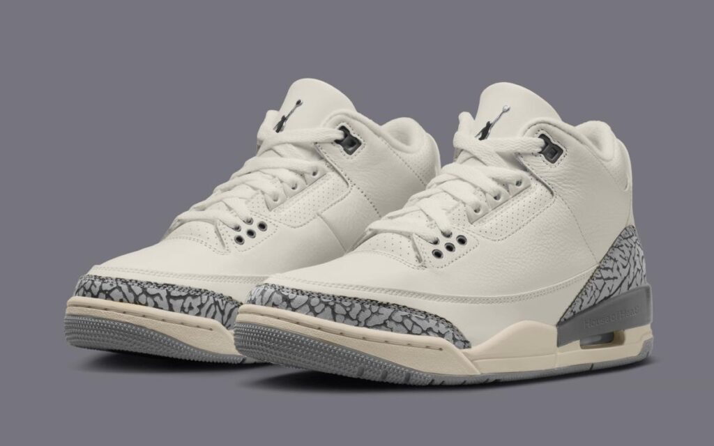 Air Jordan 3 Retro "Sail/Cement Grey"