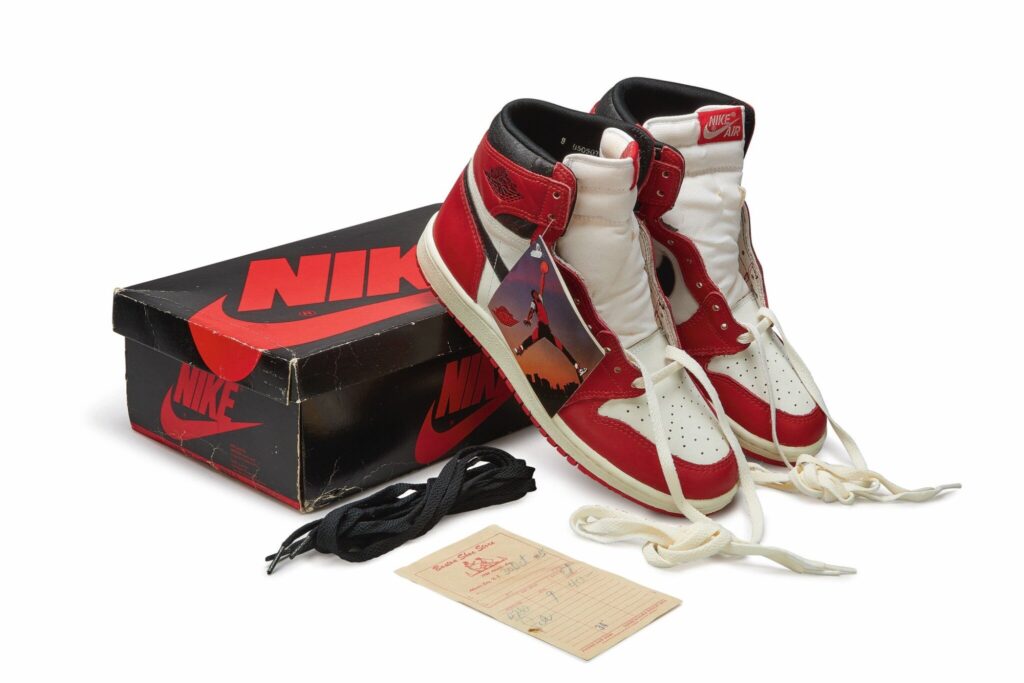 Sneaker Tip Air Jordan 1 Hi '85 "Chicago" Air Jordan 1 Hi '85 "Chicago"