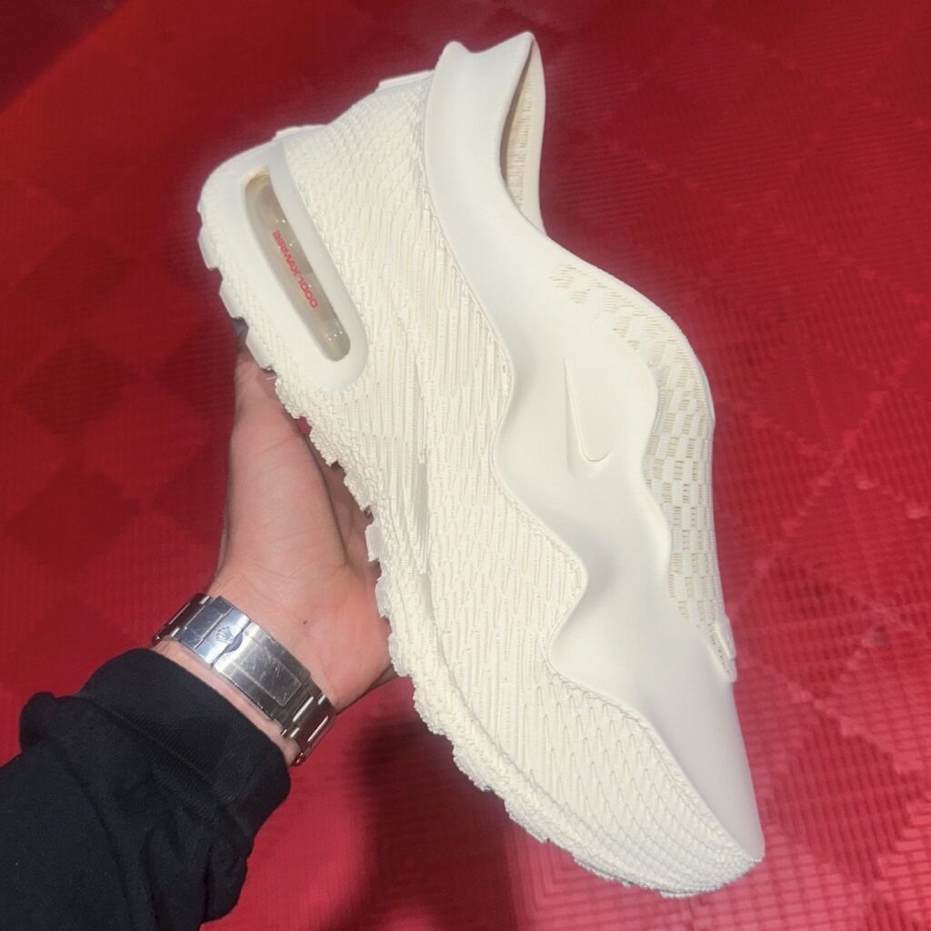 Sneaker Tip Nike Air Max 1000 Nike Air Max 1000