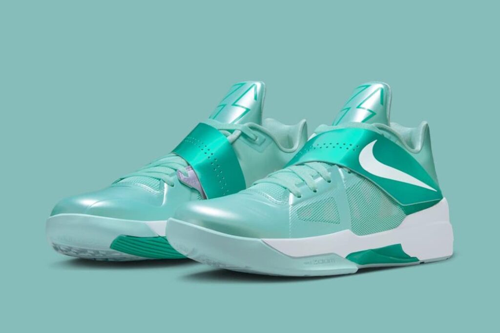 Sneaker Tip Nike KD 4 "Easter" Nike KD 4 "Easter"