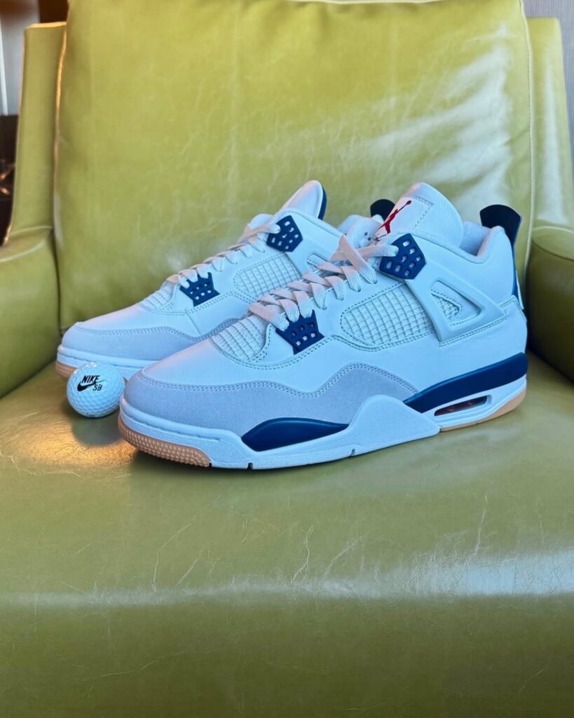 Sneaker Tip Nike SB Air Jordan 4 Navy Nike SB Air Jordan 4 Navy