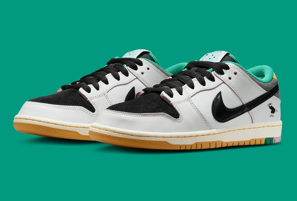 Sneaker Tip CSEF x Nike SB Dunk Low CSEF x Nike SB Dunk Low
