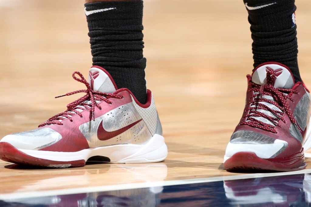 Nike Kobe 5 Protro "Lower Merion Away"