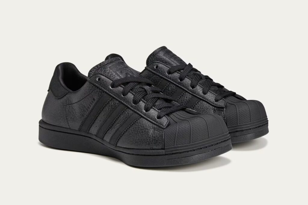 Avavav x adidas Superstar "Core Black"
