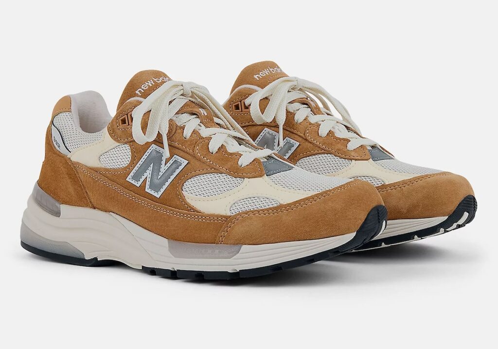 New Balance 992